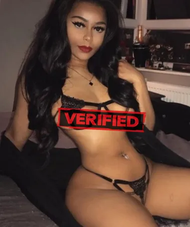 Adriana sexy Prostitute Varena